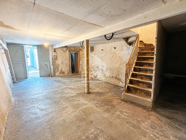A vendre immeuble Cognac 11 pièce(s) 170 m2