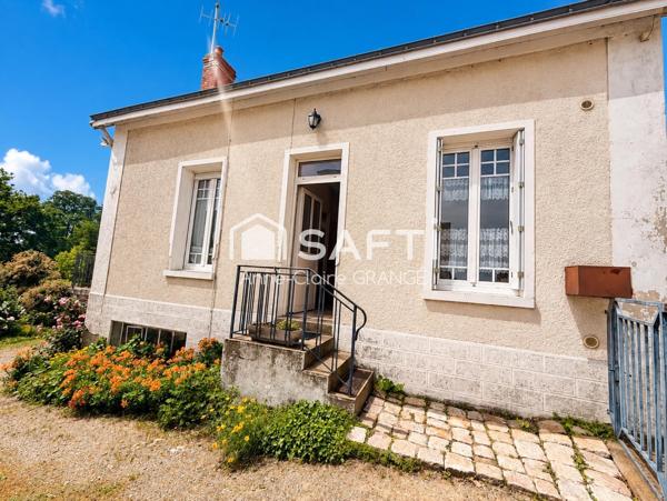À SILLÉ-LE-GUILLAUME – UNE MAISON DE CARACTÈRE AUX BEAUX VOLUMES, À DEUX PAS DES COMMODITÉS !