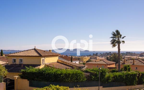 Appartement à vendre    4 pièces • 92,52 m2 Carqueiranne