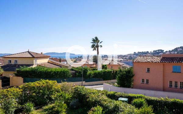 Appartement à vendre    4 pièces • 92,52 m2 Carqueiranne