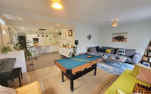 Maison à vendre    7 pièces • 200 m2 Pau