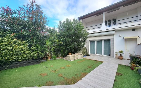 Maison à vendre    7 pièces • 200 m2 Pau