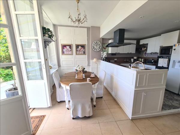 Maison à vendre |  Issoudun |  4 pièces | 153 m²