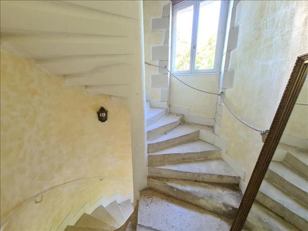 Maison à vendre |  Issoudun |  4 pièces | 153 m²