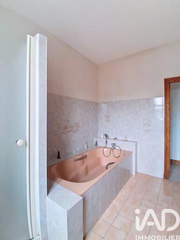 Maison à vendre 7 pièces 167 m² Luynes