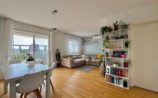 Appartement à vendre    3 pièces • 65,70 m2 Martigues