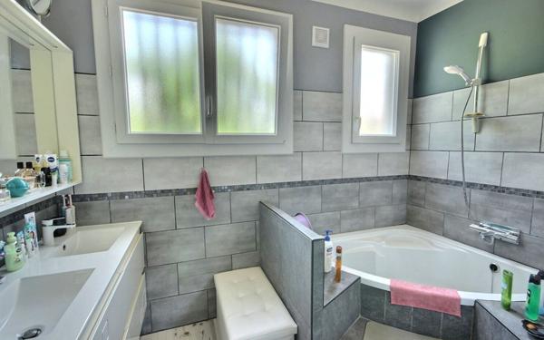 Maison à vendre    4 pièces •  Orthez