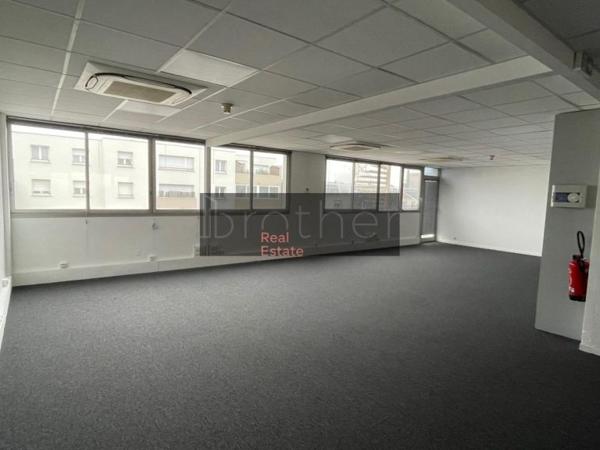 Bureau de 635 m² à louer à Bordeaux Meriadeck