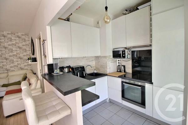 Appartement F4 à vendre  4 pièces - 79,55 m 2   MASSY  - 91