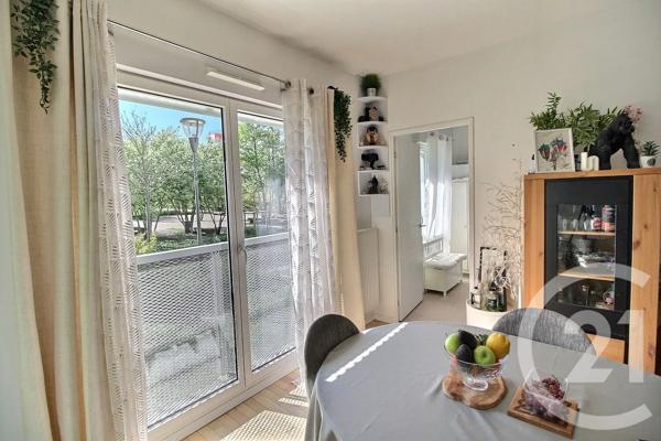 Appartement F4 à vendre  4 pièces - 79,55 m 2   MASSY  - 91