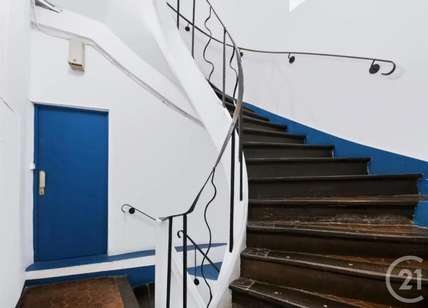 Appartement F2 à vendre  2 pièces - 34,96 m 2   PARIS  - 75004