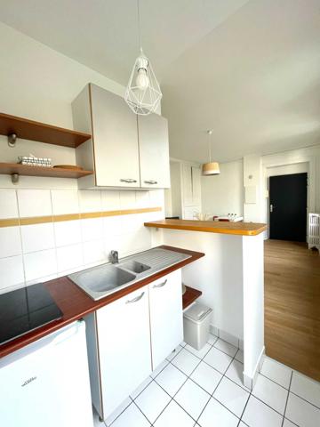Studio 1 pièce(s) 28.5 m²