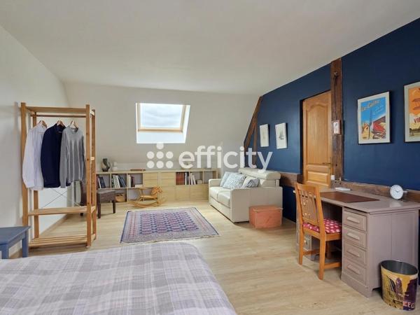 Maison
         6 pièces
        - 222 m² Exclusivité 345 000 € *