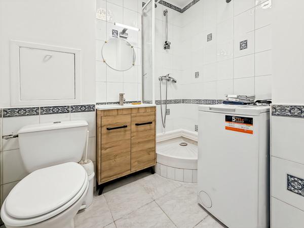 Studio rénové à vendre à Rosny-sous-Bois - Centre-ville - Idéal Investisseur