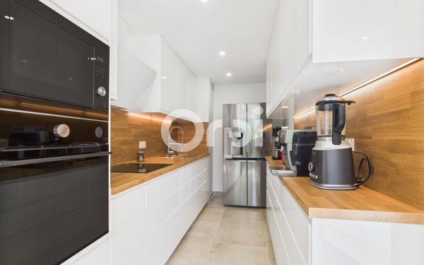 Appartement à vendre    4 pièces • 88,05 m2 Mandelieu-la-Napoule