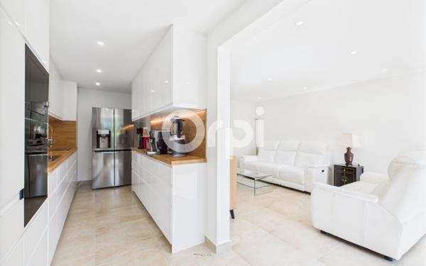 Appartement à vendre    4 pièces • 88,05 m2 Mandelieu-la-Napoule