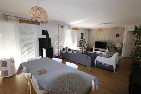 Maison Ancienne et Ensemble Immobilier sur ST GENOUPH