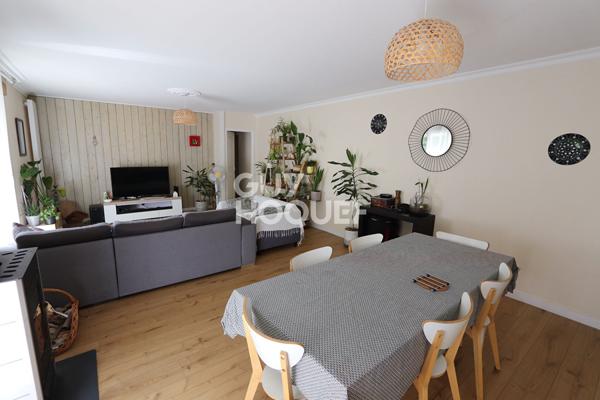 Maison Ancienne et Ensemble Immobilier sur ST GENOUPH