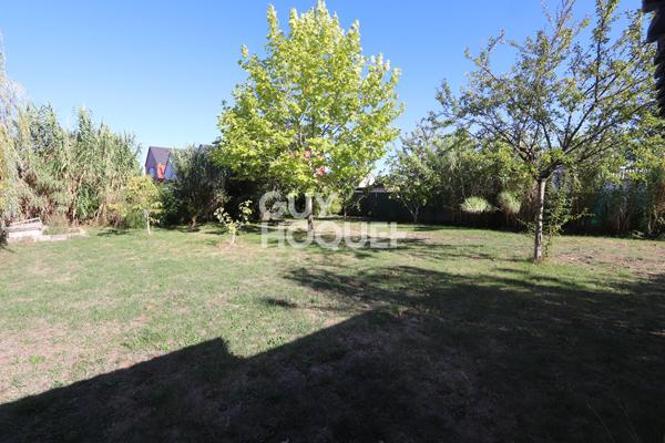 Maison Ancienne et Ensemble Immobilier sur ST GENOUPH