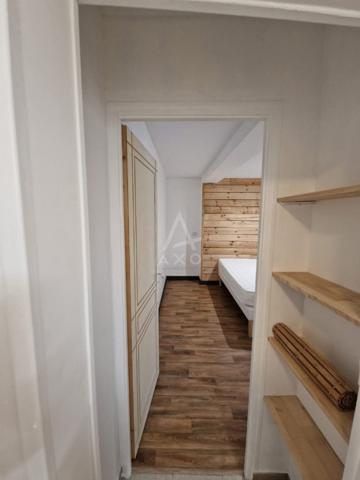 À LOUER – APPARTEMENT MEUBLÉ RÉNOVÉ DE 52 m² – 710 € CHARGES COMPRISES