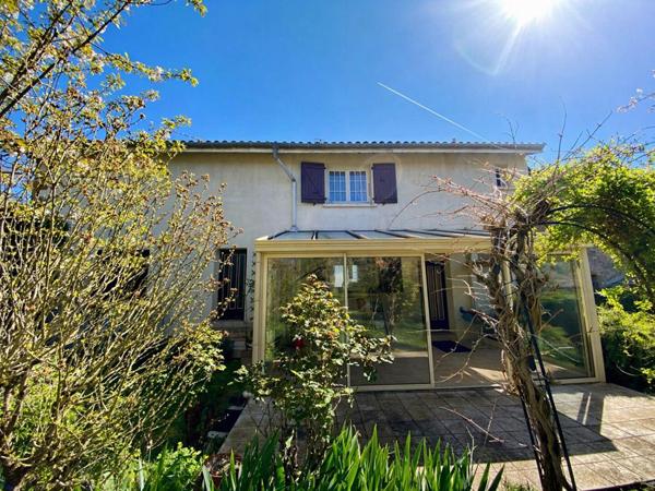 Maison à vendre à Hurigny - 6 pièces de 120 m2