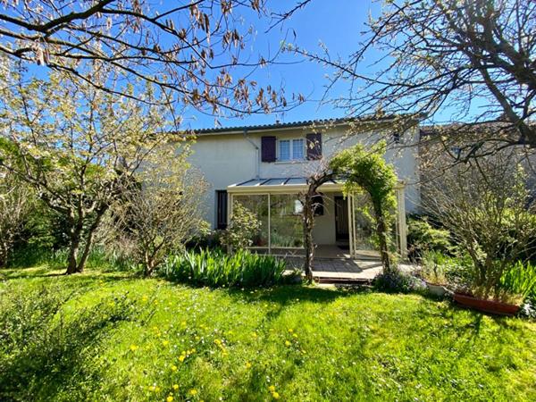 Maison à vendre à Hurigny - 6 pièces de 120 m2