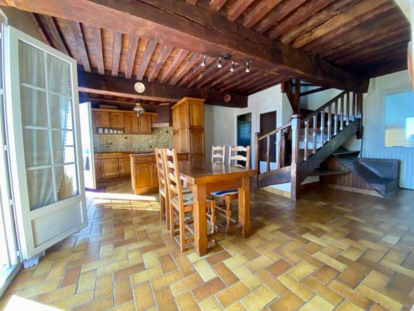 Maison à vendre à Hurigny - 6 pièces de 120 m2