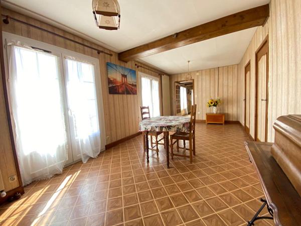 Maison à vendre à Hurigny - 6 pièces de 120 m2