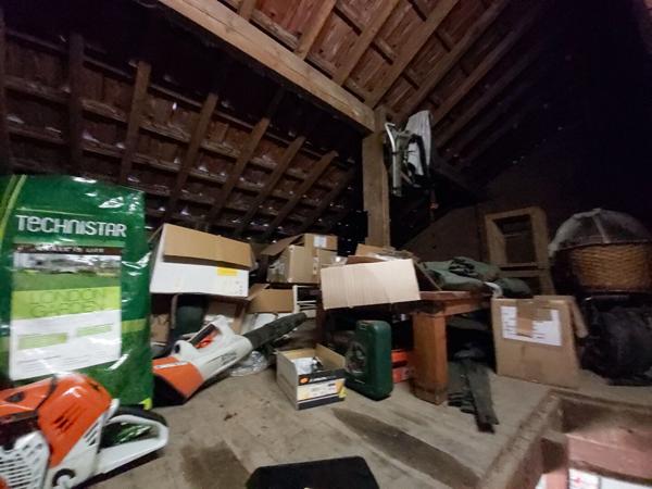 TERRAIN A BATIR €340 000 ** - Référence 1931