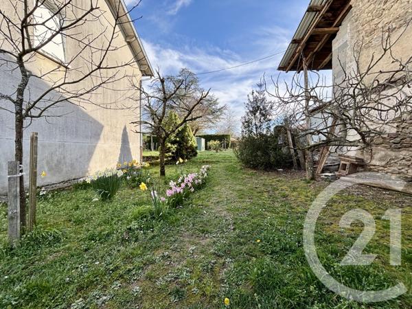 Maison à vendre  6 pièces - 121,24 m2 COGNAC LA FORET - 87