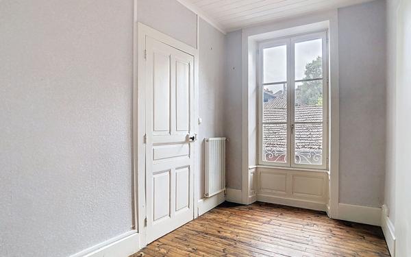 Appartement à louer    3 pièces •  Aurillac