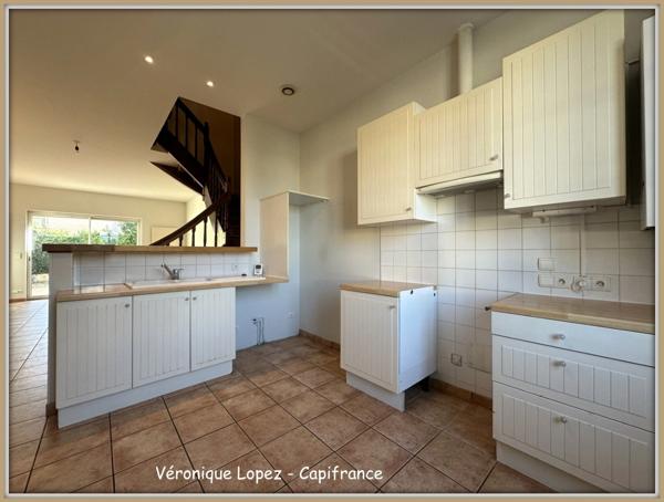 Agen, dans un quartier calme, maison de ville 115 m², 5 pièces principales, avec extérieur