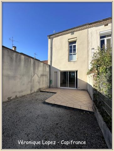 Agen, dans un quartier calme, maison de ville 115 m², 5 pièces principales, avec extérieur