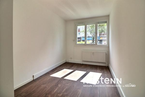 Appartement Saint Priest Centre ville 2 pièces 54 m2 Place de stationnement Cave