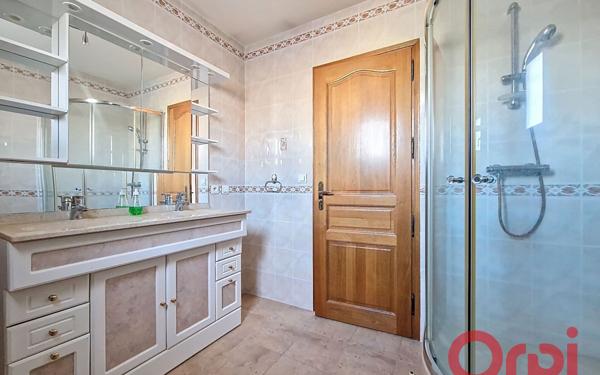 Maison à vendre    5 pièces •  Codognan