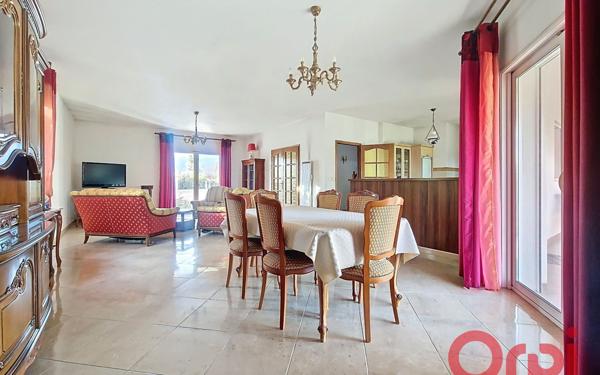 Maison à vendre    5 pièces •  Codognan