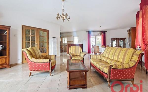 Maison à vendre    5 pièces •  Codognan