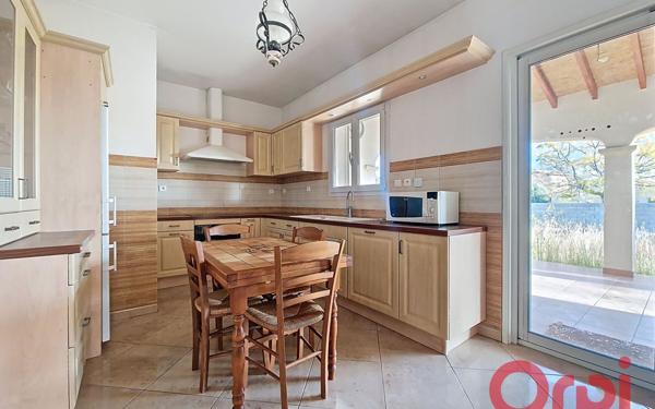 Maison à vendre    5 pièces •  Codognan