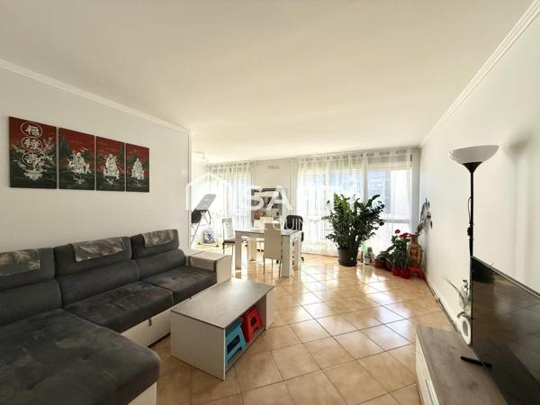 LUMINEUX - REFAIT - MEUBLÉ