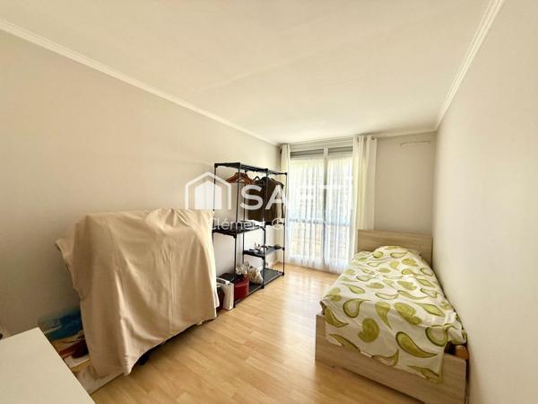 LUMINEUX - REFAIT - MEUBLÉ