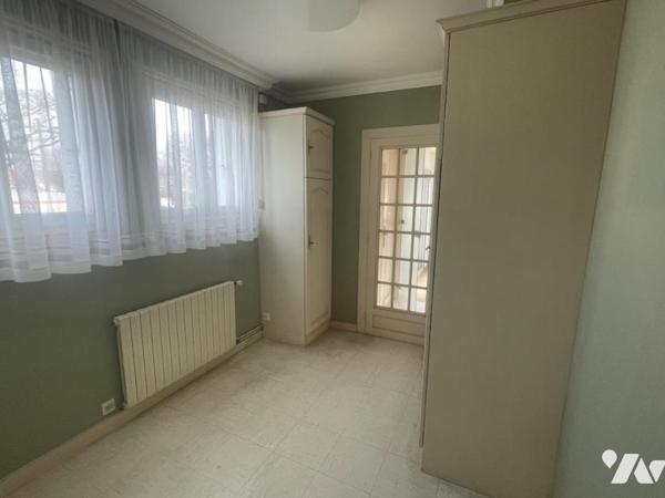 PAIMBOEURF - MAISON 4 Pièces + dépendances + garage