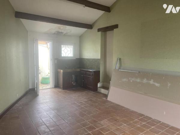 PAIMBOEURF - MAISON 4 Pièces + dépendances + garage