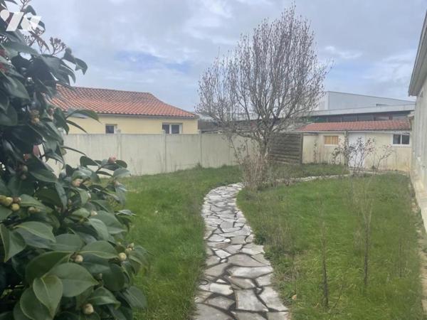 PAIMBOEURF - MAISON 4 Pièces + dépendances + garage