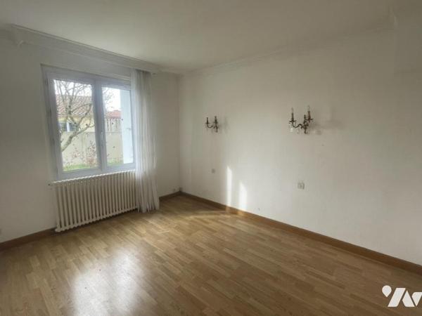 PAIMBOEURF - MAISON 4 Pièces + dépendances + garage