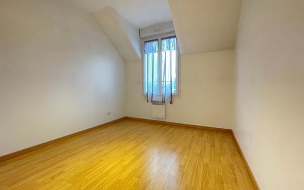 Maison à louer    5 pièces • 104 m2 Gournay-sur-Marne