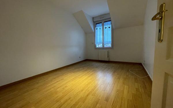 Maison à louer    5 pièces • 104 m2 Gournay-sur-Marne