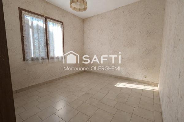 MAISON FAMILIALE LUMINEUSE AVEC JARDIN ET GARAGE À LANTON !