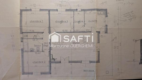 MAISON FAMILIALE LUMINEUSE AVEC JARDIN ET GARAGE À LANTON !