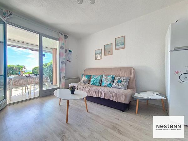 Fréjus, Saint-Aygulf, T2 rénové, proche mer, parking, climatisé