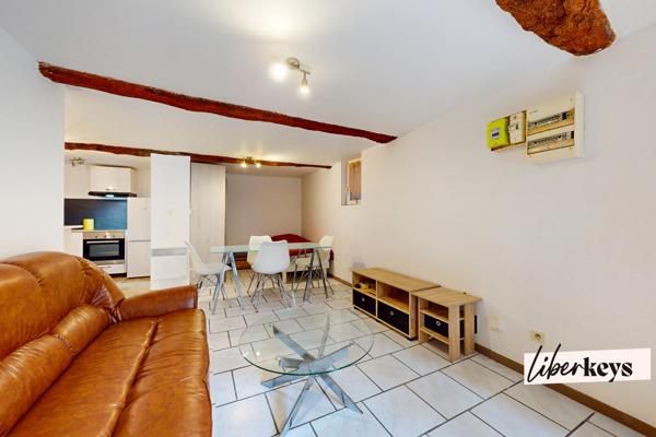 A vendre Saint Maximin la Sainte Baume appartement 32 m² rez-de-chaussée